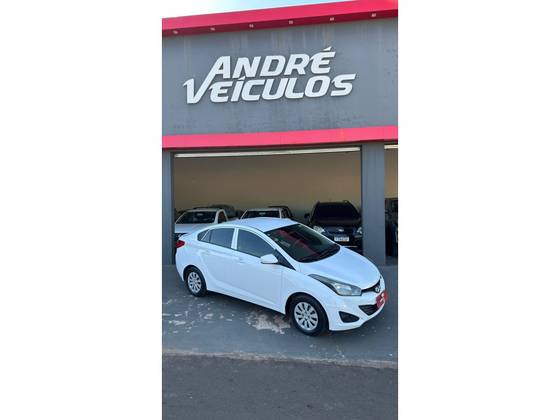 HYUNDAI HB20 1.0 COMFORT PLUS 12V FLEX 4P MANUAL